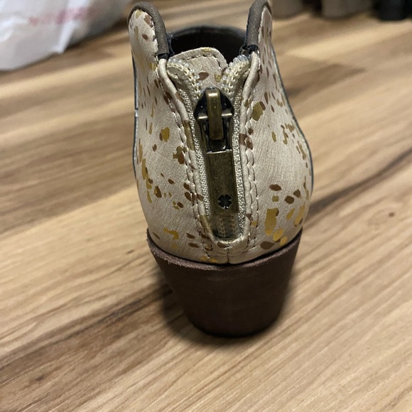 Lucky Brand Suede Ankle Booties - Picture 6 of 12